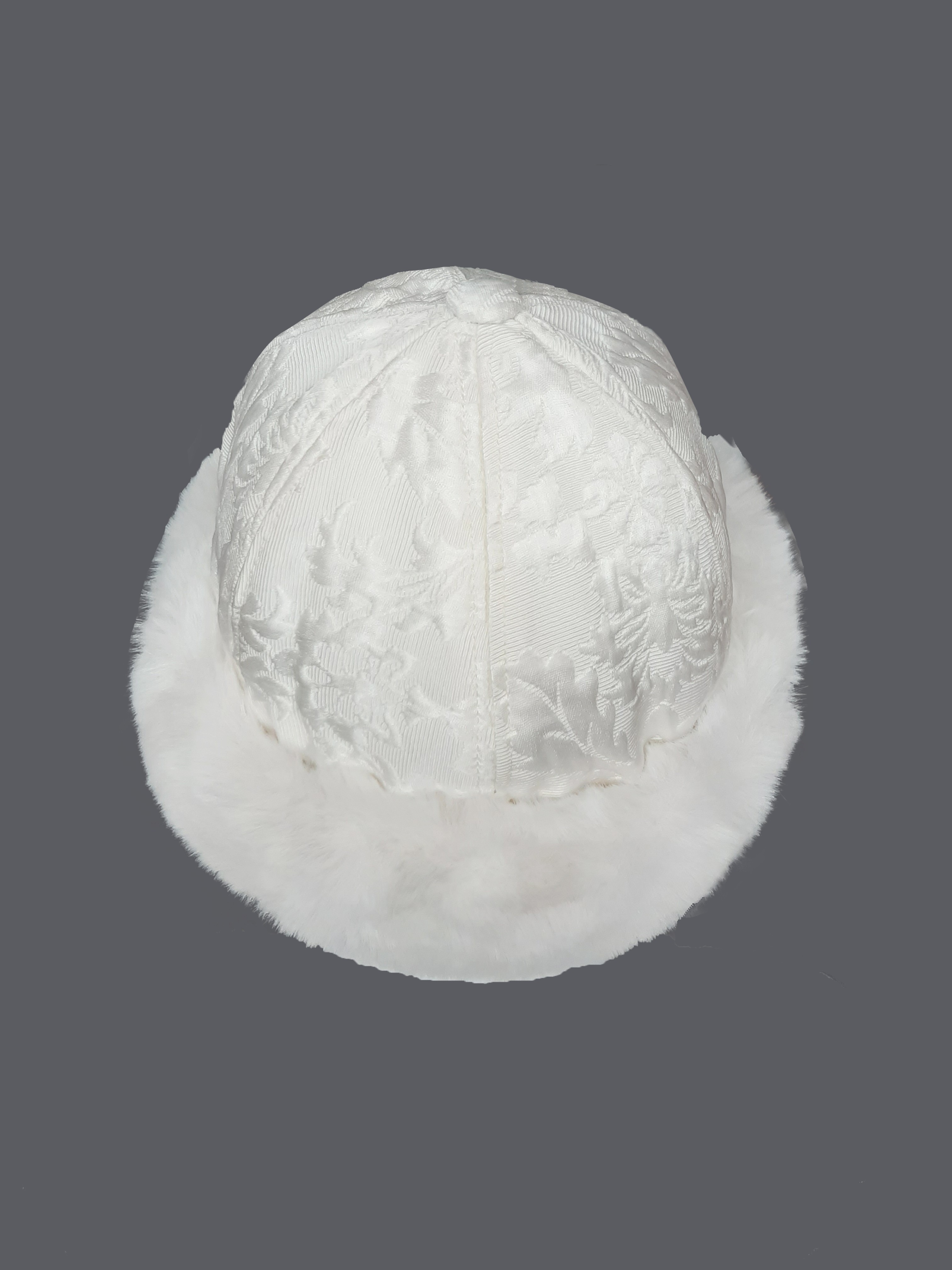 Toque fausse fourrure 
